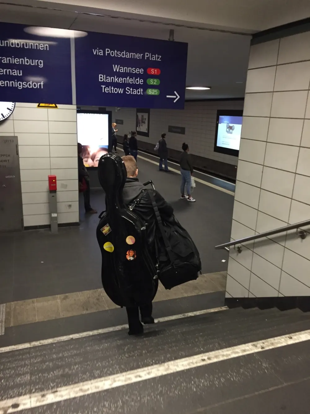 Field observation in a transit station